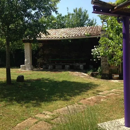 Rural Holiday With Shared Pool Casa vacanze