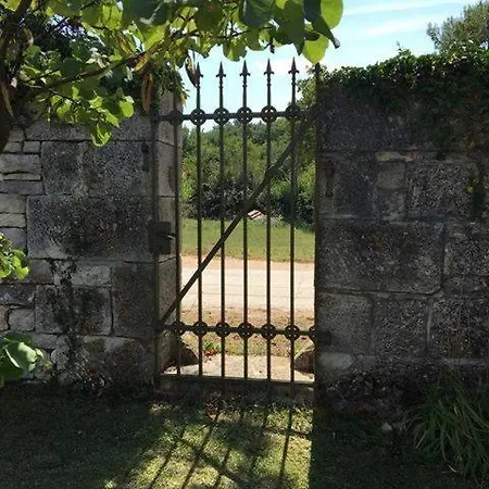 Casa vacanze Rural Holiday With Shared Pool