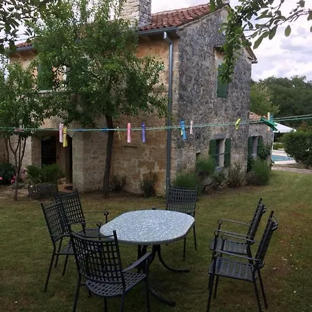 Rural Holiday With Shared Pool Casa vacanze